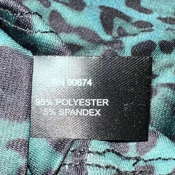 Boston Proper Women’s Green Back Leopard Turtleneck Knit Long Sleeve Top Small - Picture 13 of 16